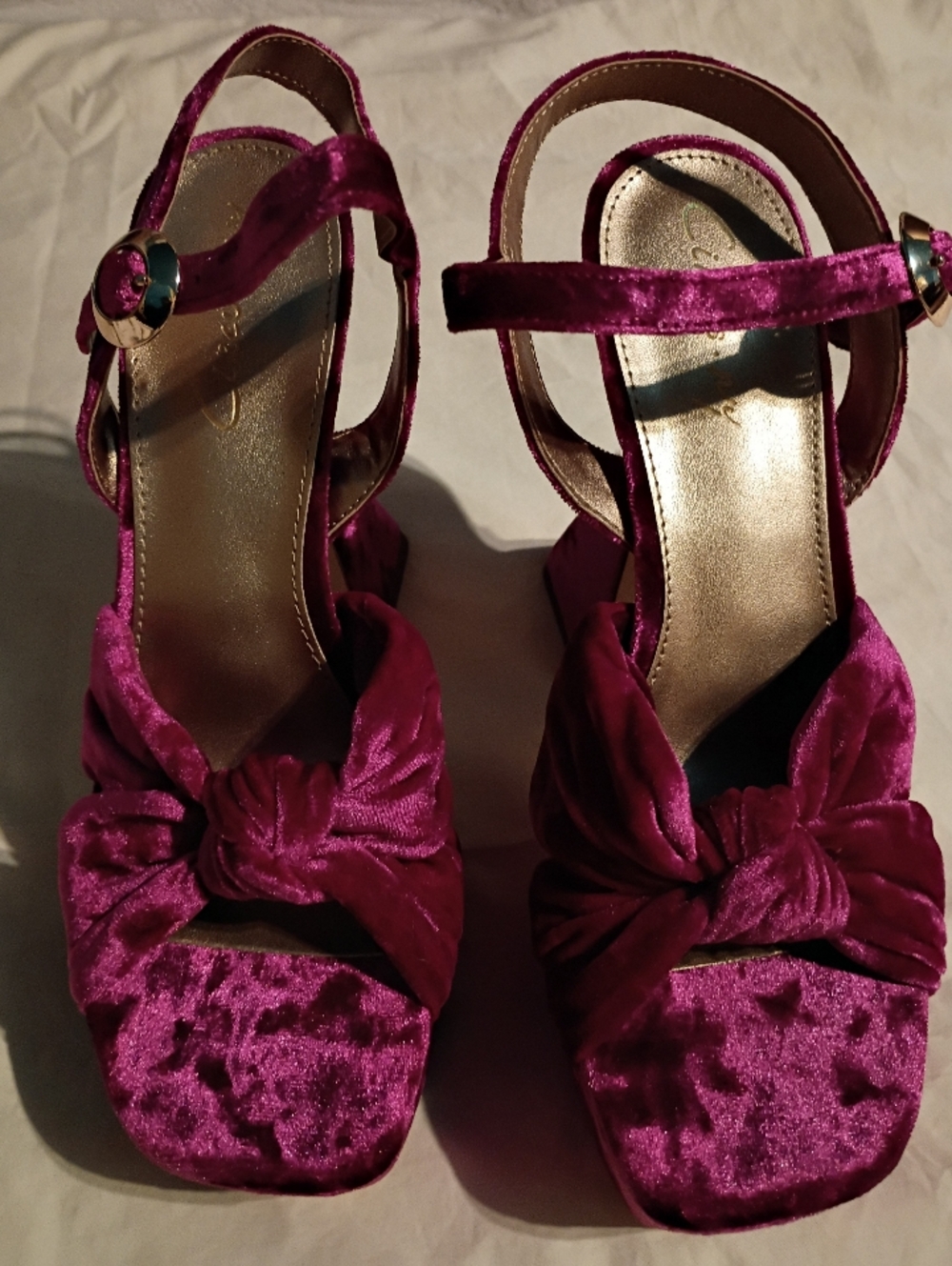 NWT Sam Edelman's Circus NY Audrea Magenta Velvet  Platform Sandals - 6.5